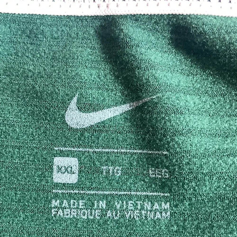 EUC Mens Nike Dri Fit XXL Green Baylor University Pullover